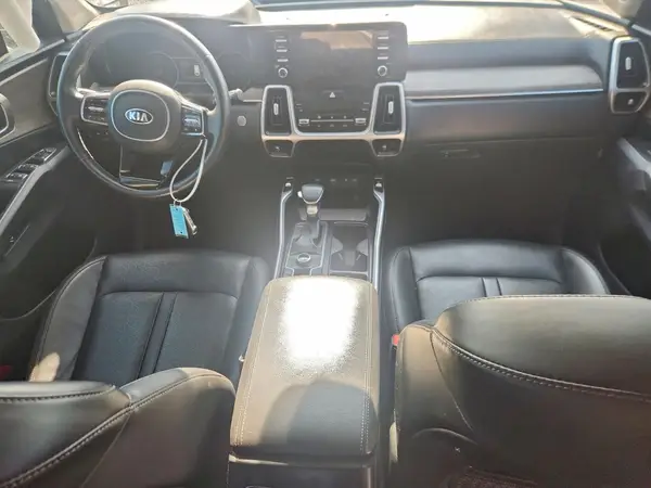 5XYRHDLF4MG025569 2021 KIA SORENTO - Image 8