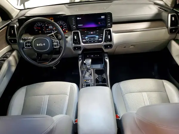 5XYRHDLF4NG104838 2022 KIA SORENTO - Image 8