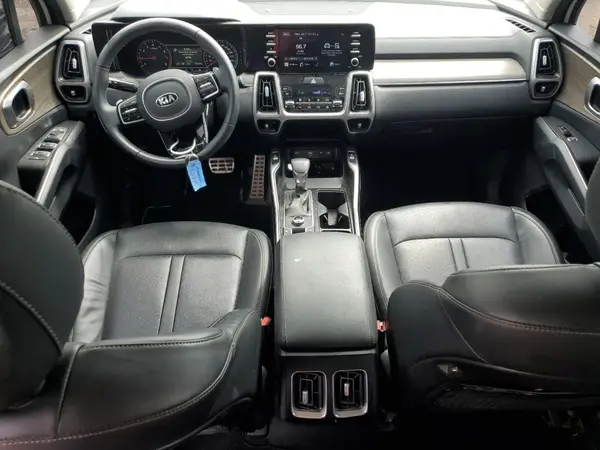 5XYRHDLF5MG067698 2021 KIA SORENTO - Image 8