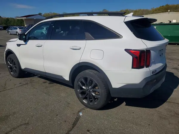 5XYRHDLF5NG087287 2022 KIA SORENTO - Image 2