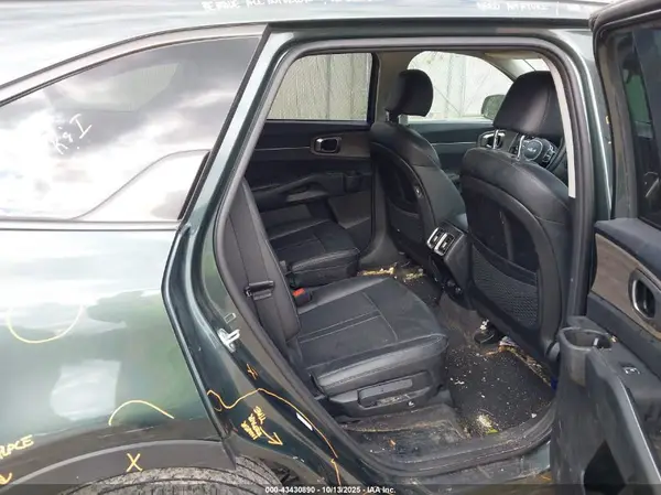 5XYRHDLF5PG227244 2023 KIA SORENTO - Image 8