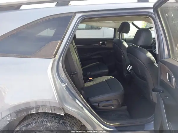 5XYRHDLF6NG097505 2022 KIA SORENTO - Image 8