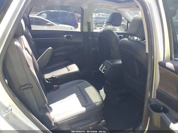 5XYRHDLF7MG058419 2021 KIA SORENTO - Image 8