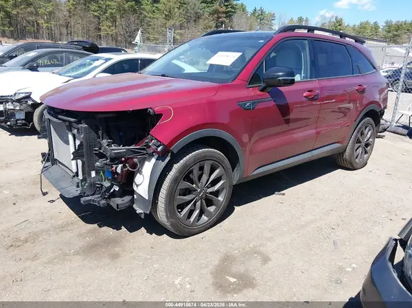5XYRHDLF7NG136201 2022 KIA SORENTO - Image 2