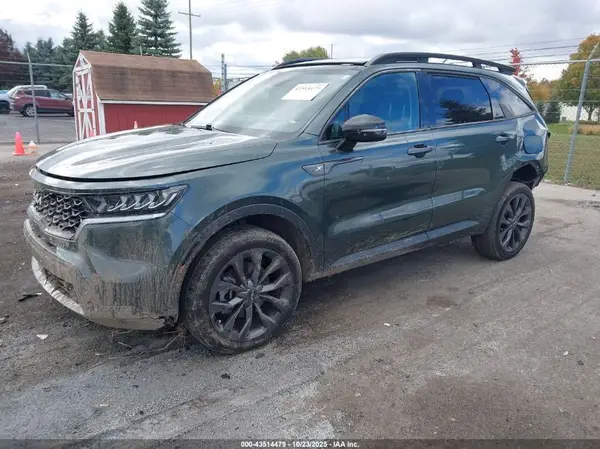 5XYRHDLF7NG151653 2022 KIA SORENTO - Image 2
