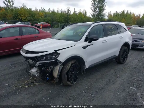 5XYRHDLF7PG238441 2023 KIA SORENTO - Image 2