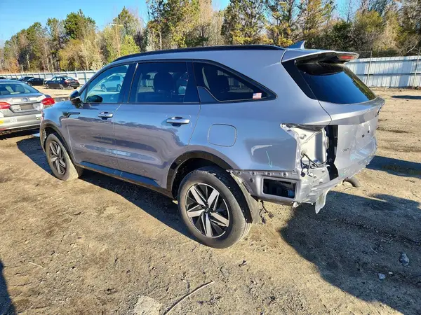 5XYRHDLF8MG032394 2021 KIA SORENTO - Image 2