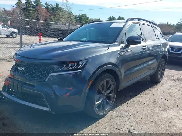 5XYRHDLF8NG114207 2022 KIA SORENTO - Image 2