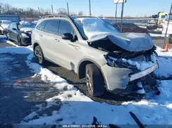 5XYRHDLF8PG177598 2023 KIA SORENTO