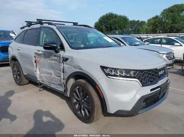 5XYRHDLF8PG224368 2023 KIA SORENTO - Image 1