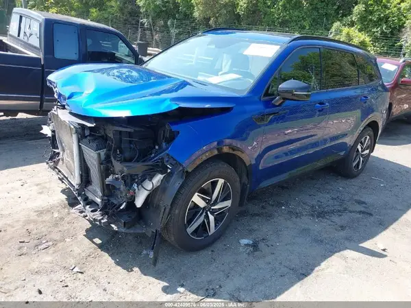 5XYRHDLF9MG057885 2021 KIA SORENTO - Image 2
