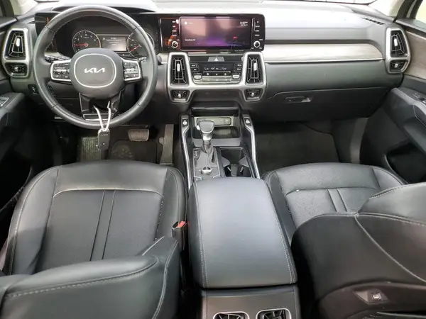 5XYRHDLF9NG077684 2022 KIA SORENTO - Image 8