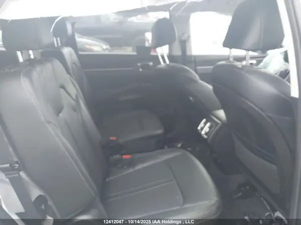 5XYRHDLF9NG084697 2022 KIA SORENTO - Image 8