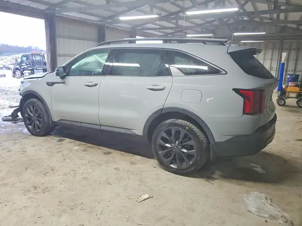 5XYRHDLF9PG167677 2023 KIA SORENTO - Image 2