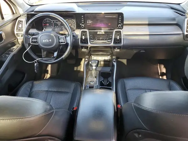 5XYRHDLF9PG184656 2023 KIA SORENTO - Image 8