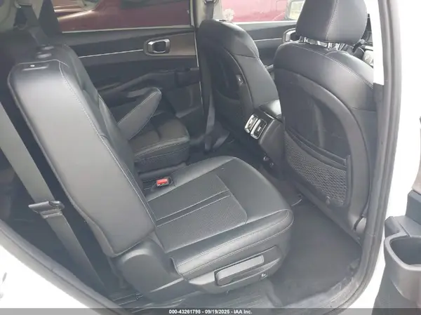 5XYRHDLFXMG012163 2021 KIA SORENTO - Image 8