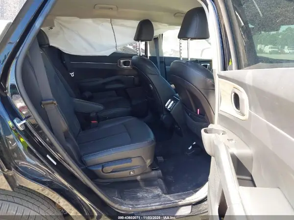 5XYRHDLFXMG063064 2021 KIA SORENTO - Image 8
