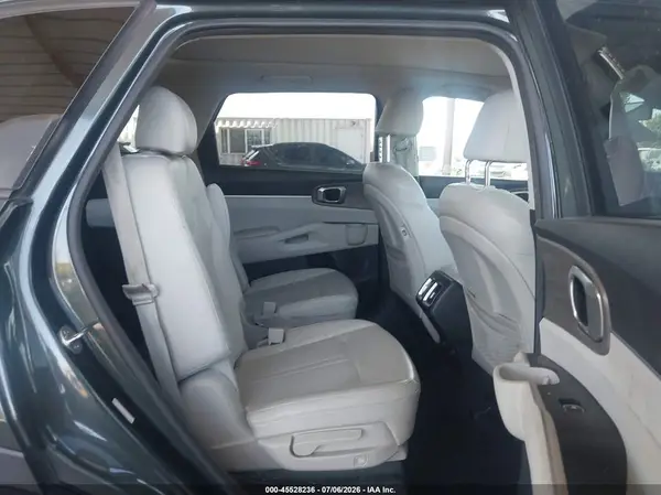 5XYRHDLFXMG073626 2021 KIA SORENTO - Image 8