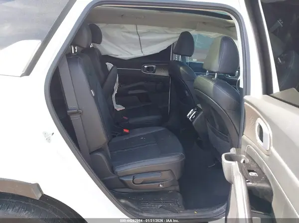 5XYRK4JF1RG268994 2024 KIA SORENTO - Image 8