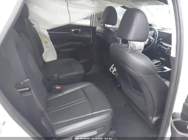 5XYRK4JF1RG269840 2024 KIA SORENTO - Image 8