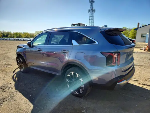 5XYRK4JF1SG396447 2025 KIA SORENTO - Image 2
