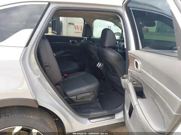 5XYRK4JF3SG355933 2025 KIA SORENTO - Image 8
