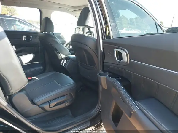 5XYRK4JF5RG269792 2024 KIA SORENTO - Image 8