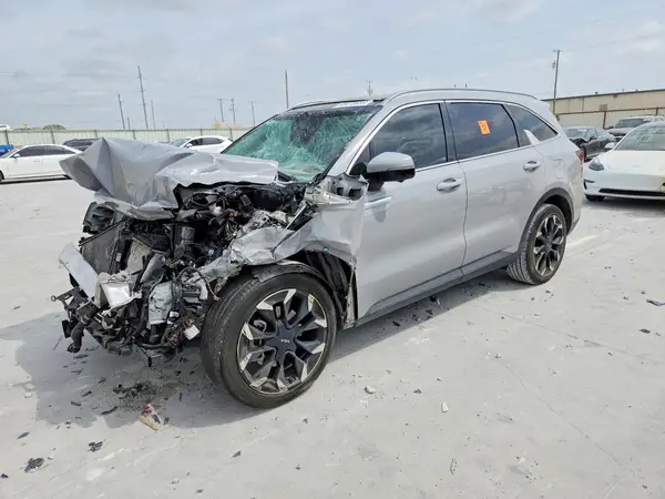5XYRK4JF5RG284812 2024 KIA SORENTO - Image 1
