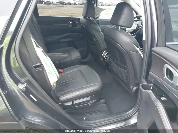 5XYRK4JF8RG257748 2024 KIA SORENTO - Image 8