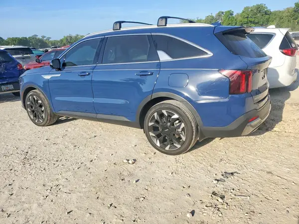 5XYRK4JF8RG299384 2024 KIA SORENTO - Image 2