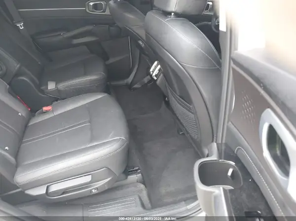 5XYRK4JFXRG304732 2024 KIA SORENTO - Image 8