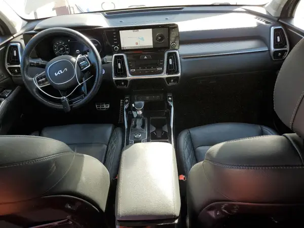 5XYRK4LF0NG090048 2022 KIA SORENTO - Image 8