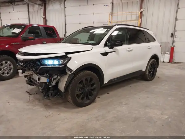 5XYRK4LF0NG159045 2022 KIA SORENTO - Image 2