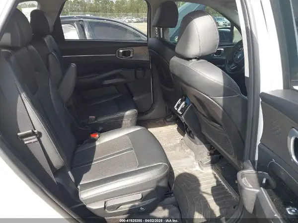5XYRK4LF1MG037082 2021 KIA SORENTO - Image 8