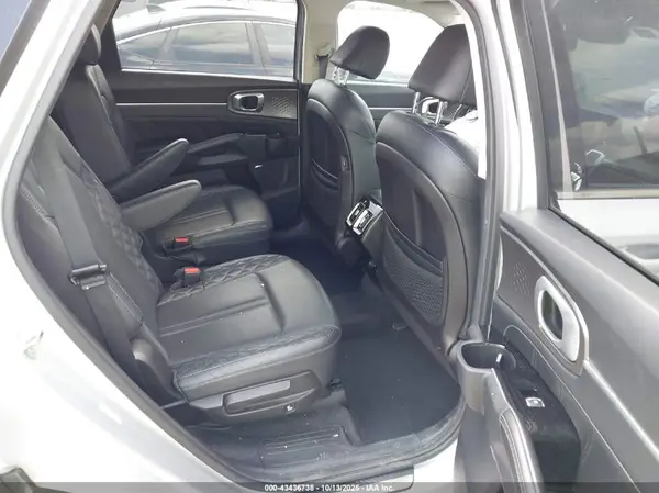 5XYRK4LF1MG044467 2021 KIA SORENTO - Image 8
