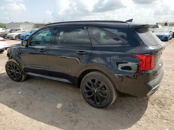 5XYRK4LF1MG057557 2021 KIA SORENTO - Image 2