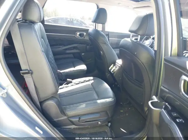 5XYRK4LF1NG076207 2022 KIA SORENTO - Image 8