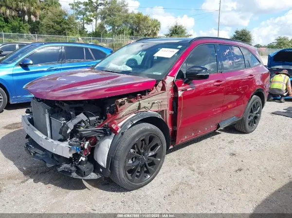 5XYRK4LF1NG104118 2022 KIA SORENTO - Image 2