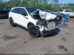 5XYRK4LF1NG120044 2022 KIA SORENTO
