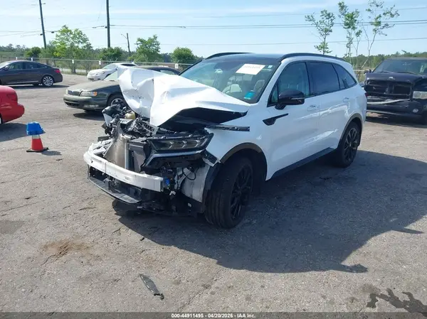 5XYRK4LF1NG120044 2022 KIA SORENTO - Image 2