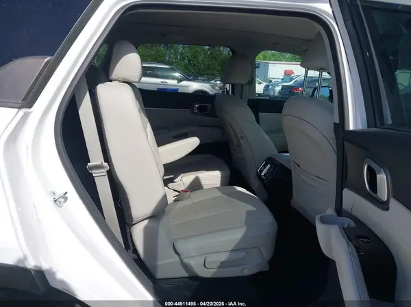 5XYRK4LF1NG120044 2022 KIA SORENTO - Image 8