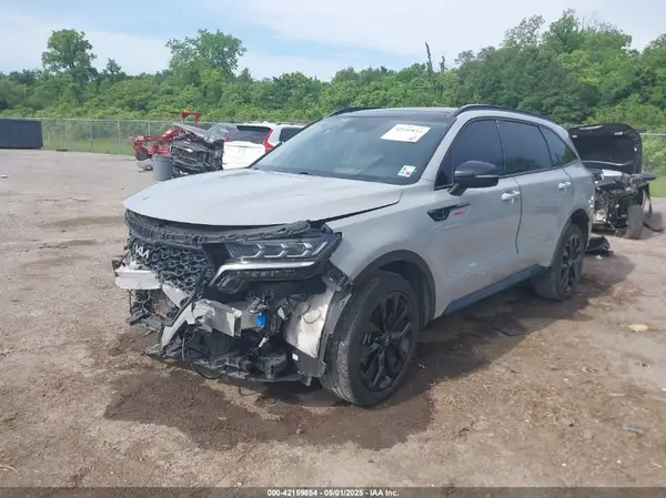 5XYRK4LF1NG148278 2022 KIA SORENTO - Image 2