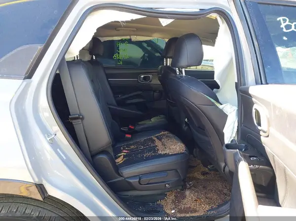 5XYRK4LF1NG151083 2022 KIA SORENTO - Image 8