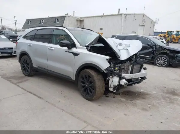 5XYRK4LF2MG055428 2021 KIA SORENTO - Image 1