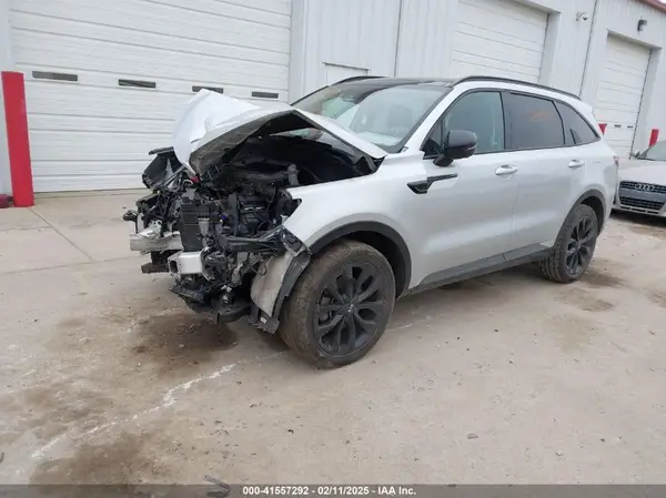 5XYRK4LF2MG055428 2021 KIA SORENTO - Image 2