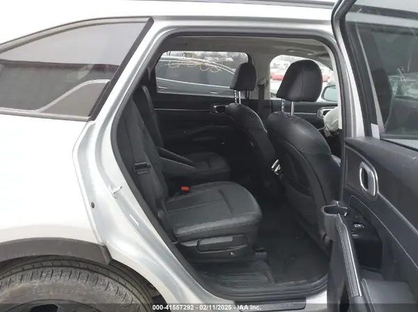 5XYRK4LF2MG055428 2021 KIA SORENTO - Image 8