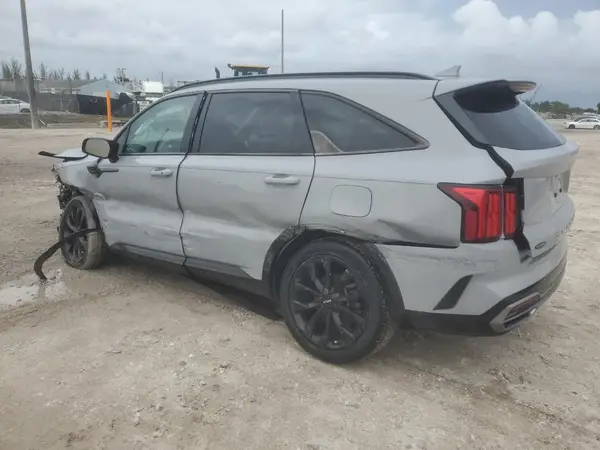 5XYRK4LF2NG132834 2022 KIA SORENTO - Image 2