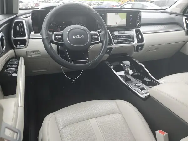 5XYRK4LF2NG147639 2022 KIA SORENTO - Image 8