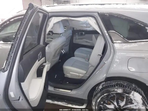 5XYRK4LF2PG214887 2023 KIA SORENTO - Image 8