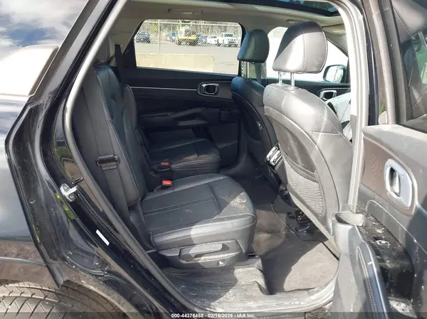 5XYRK4LF2PG238025 2023 KIA SORENTO - Image 8